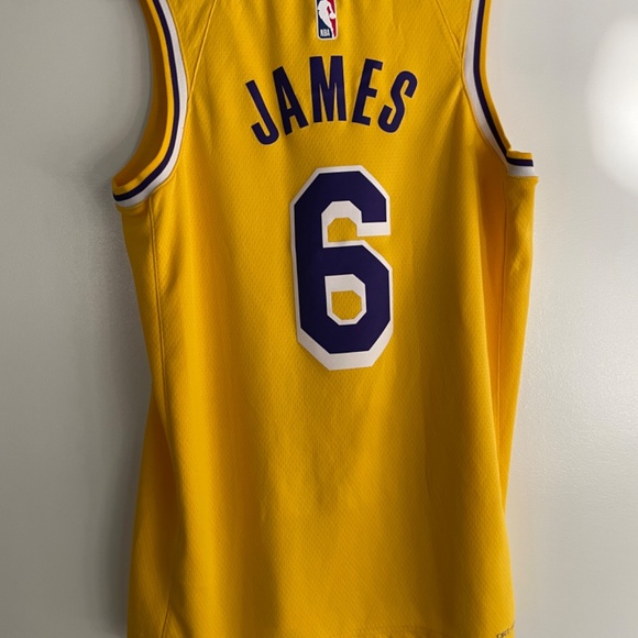 Lakers Nike Swingman Jersey - Picture 2 of 2